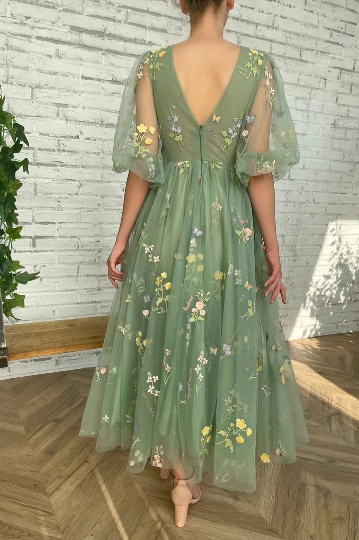 Sage Green Deep V-neck Lace Wedding Guest Dress with Bubble Sleeves